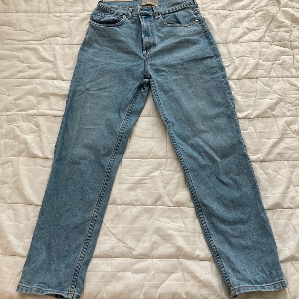 Everlane ankle cheeky jeans. Only worn once!